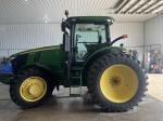John Deere 7200R