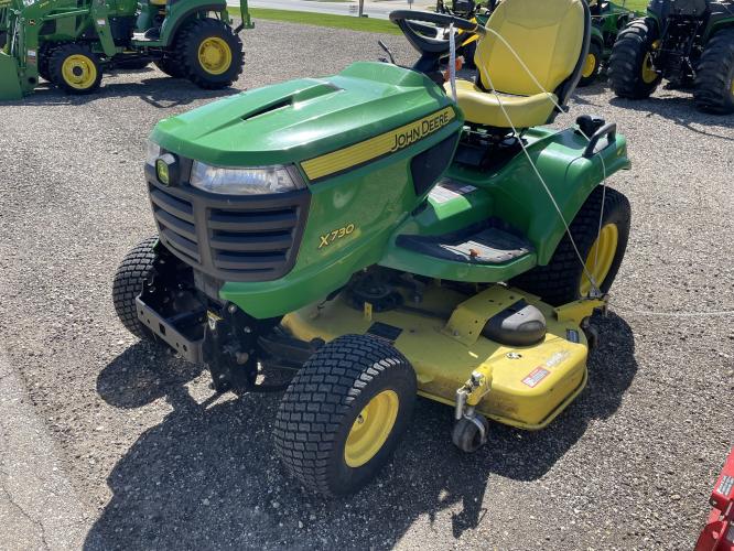 John Deere X730