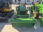 John Deere 1023E