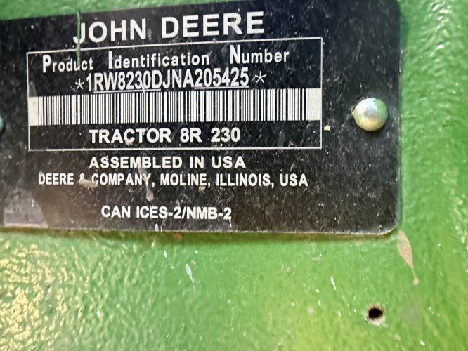 John Deere 8R 230