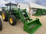 John Deere 6135E