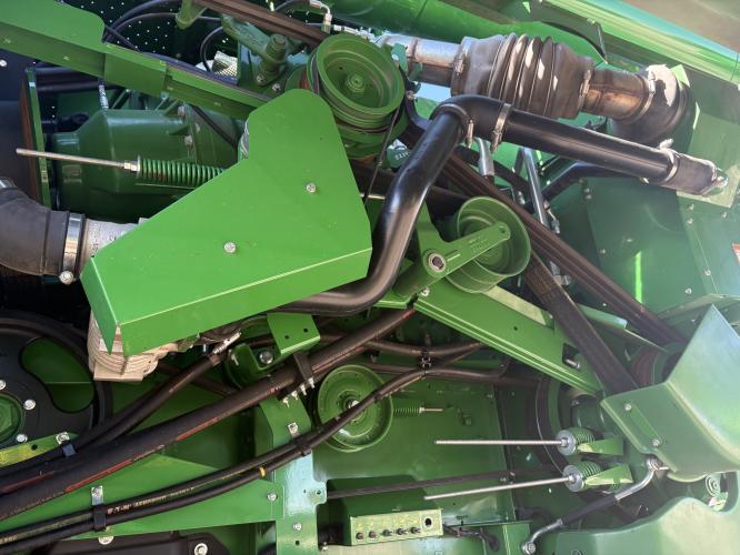 John Deere S770