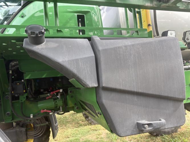 John Deere 412R
