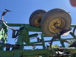 John Deere 2210