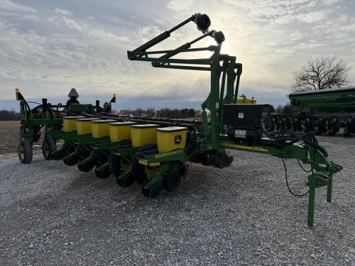 2003 John Deere 1770NT