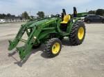 John Deere 4052M