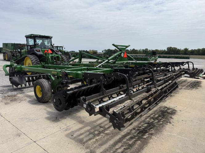 John Deere 2660VT