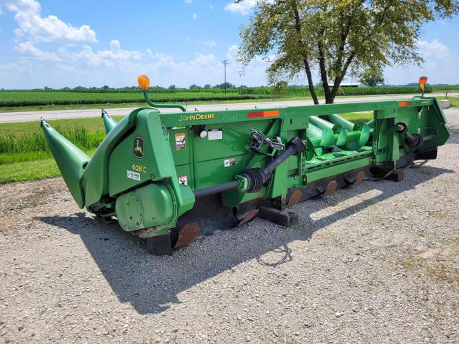 John Deere 608C StalkMaster