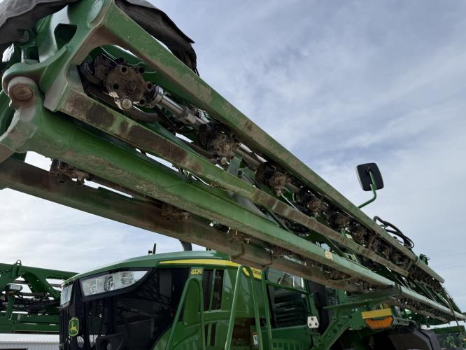 John Deere 412R