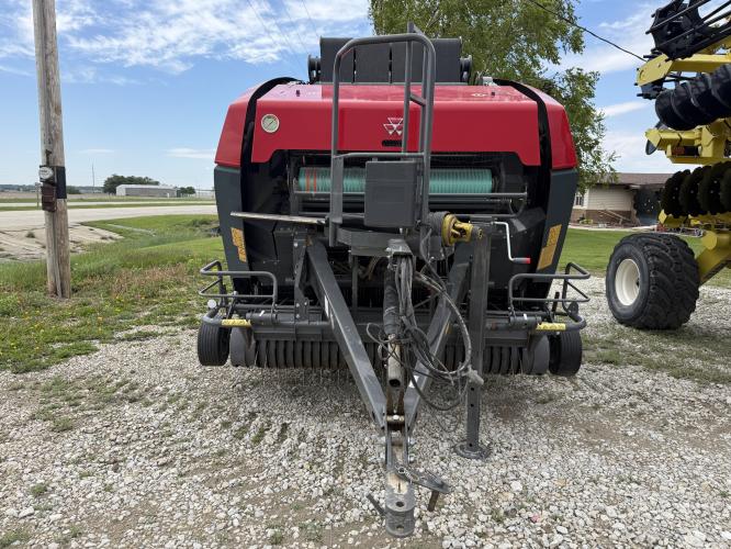 Massey Ferguson RB4180V