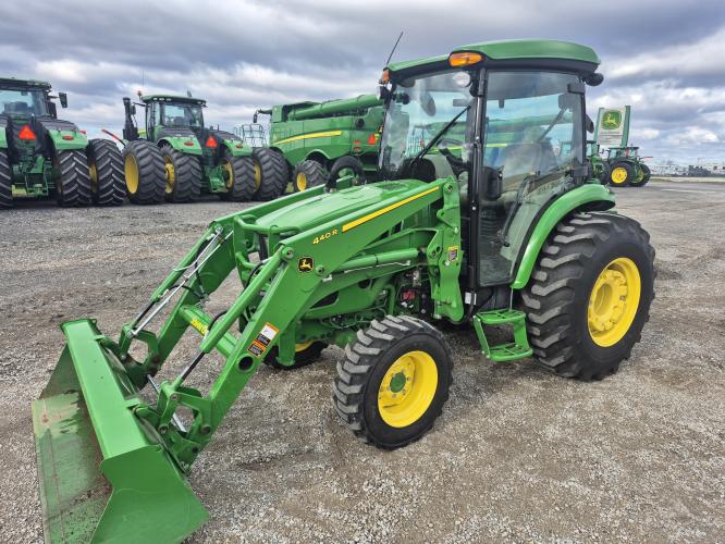 John Deere 4066R