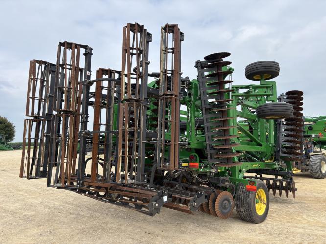 John Deere 2660VT