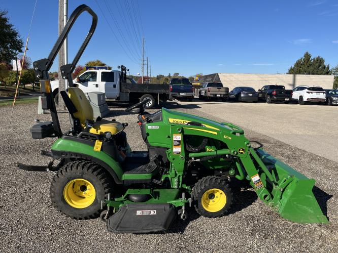 John Deere 1025R