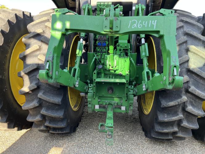 John Deere 6215R