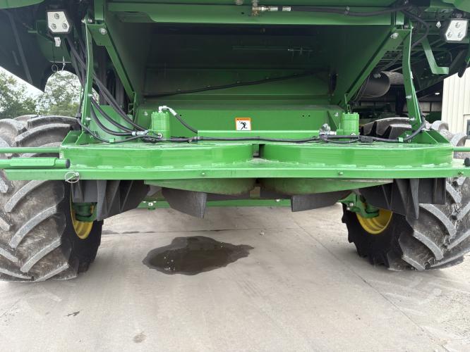 John Deere S780