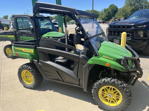 2024 John Deere XUV 590M