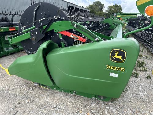 2018 John Deere 745FD