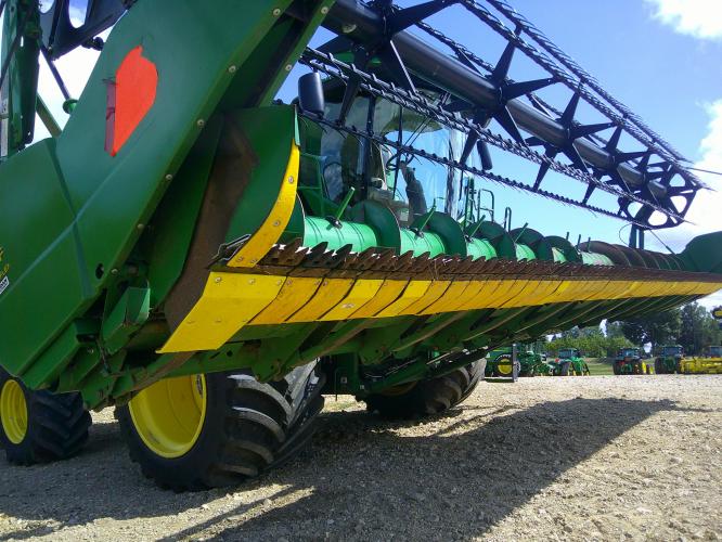 John Deere 630F