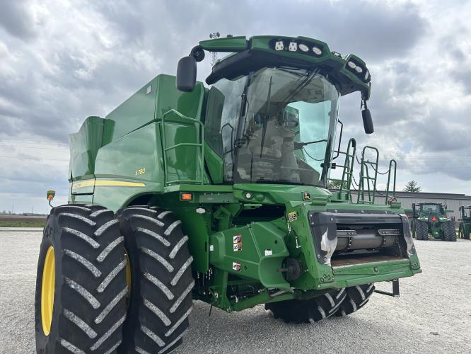 John Deere S780