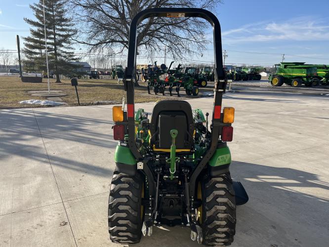John Deere 2025R