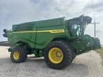 John Deere X9 1000