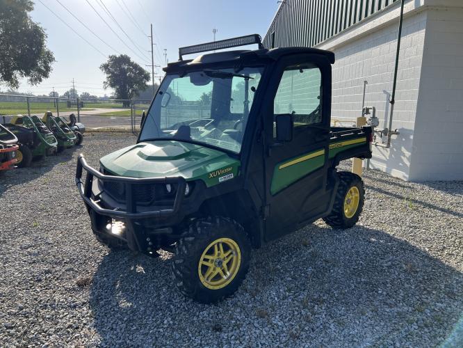 John Deere XUV835M