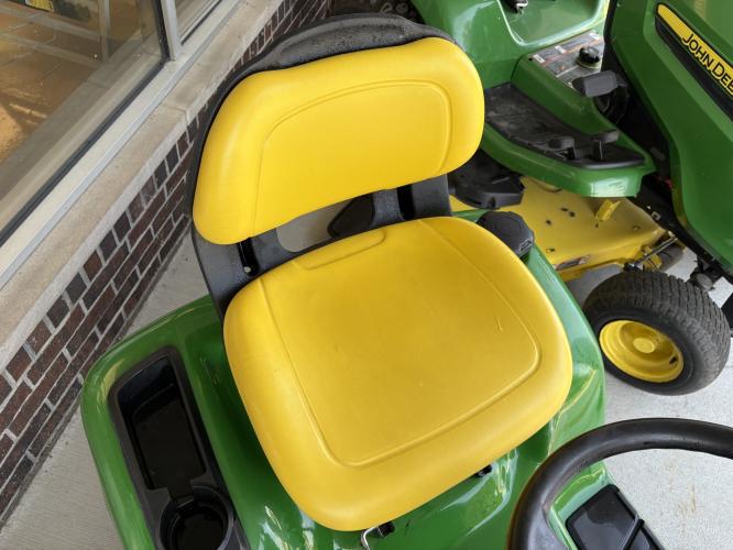 John Deere X330