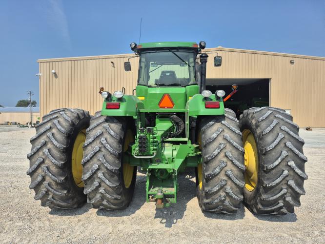 John Deere 9220