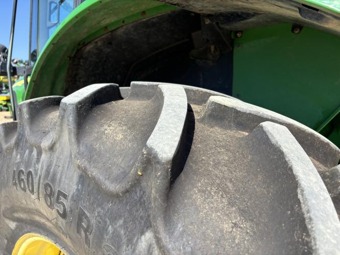John Deere 7420