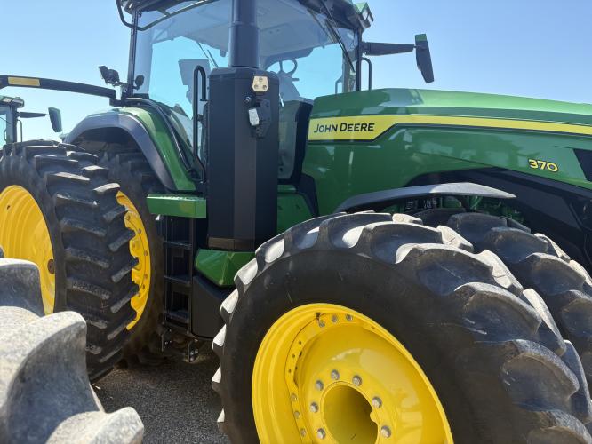 John Deere 8R 370