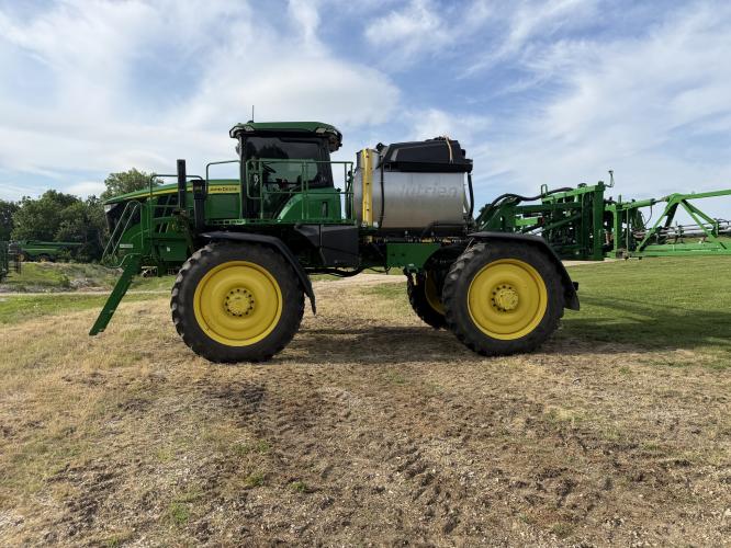 John Deere 612R