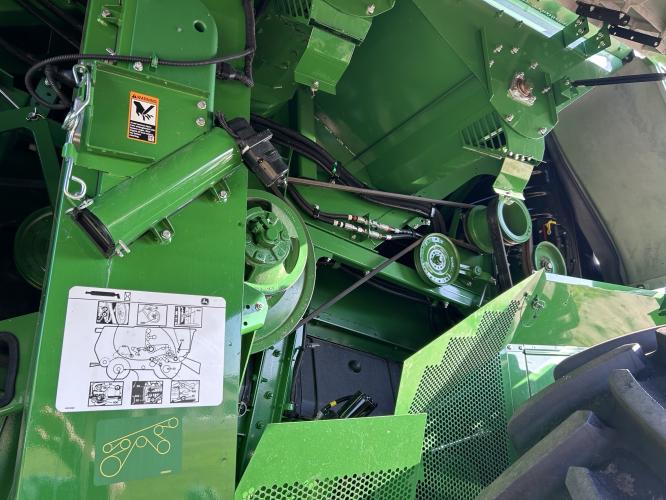 John Deere S790