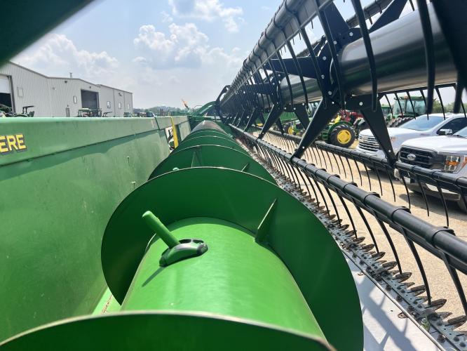 John Deere 630F