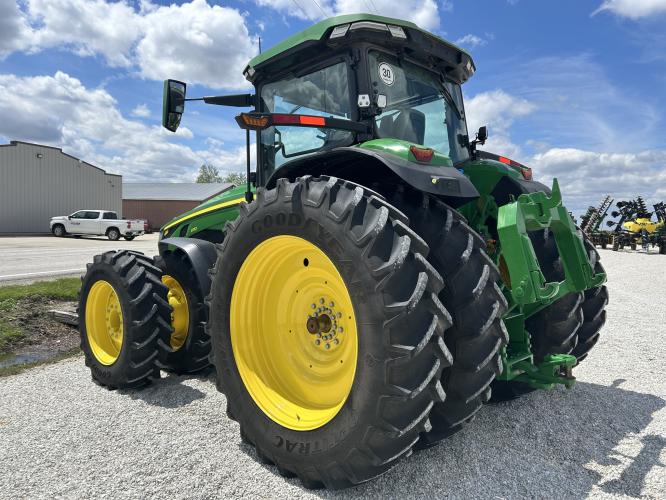 John Deere 8R 370