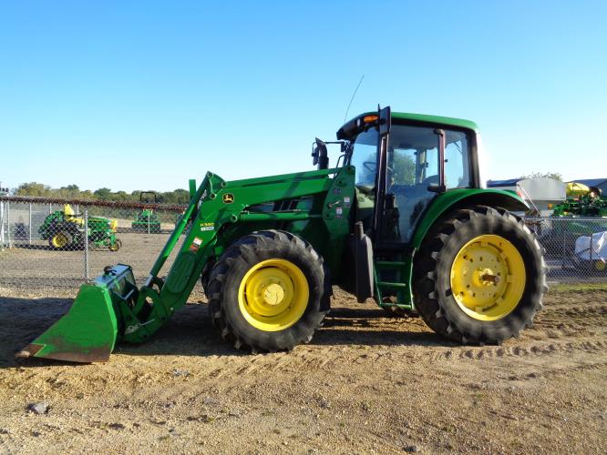 John Deere 6125M