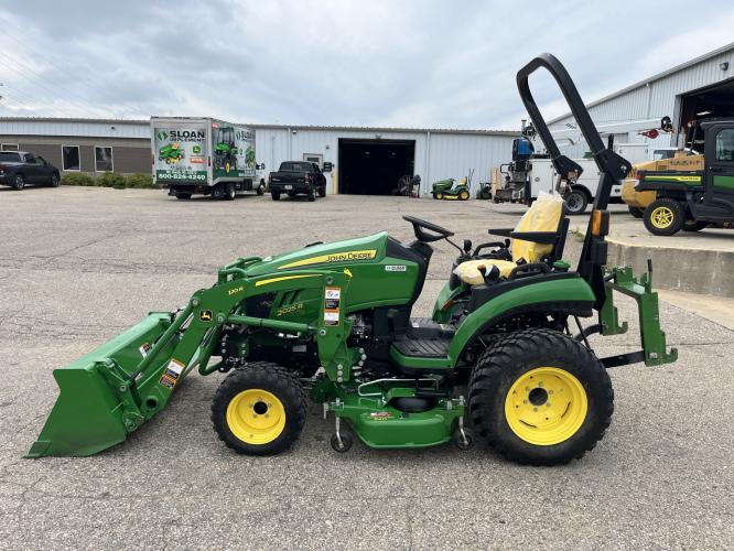 John Deere 2025R