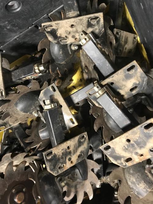  John Deere BA32571 SCREW ADJUST ROW CLEANER