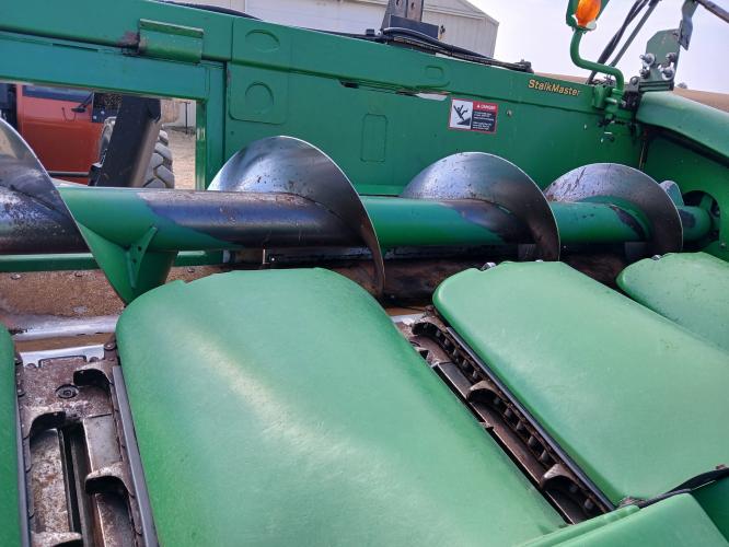 John Deere 608C