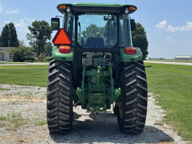 John Deere 6130D