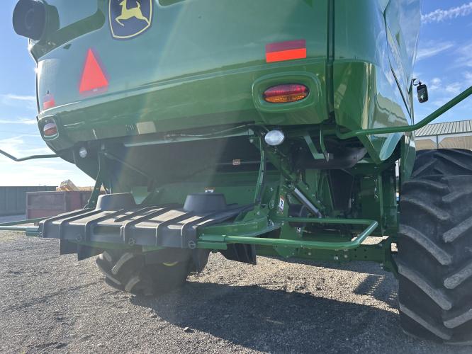 John Deere S780