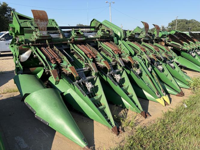 John Deere C12F