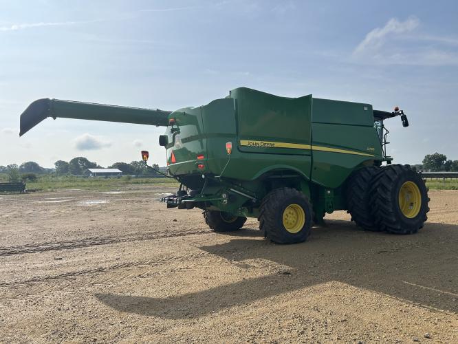 John Deere S780
