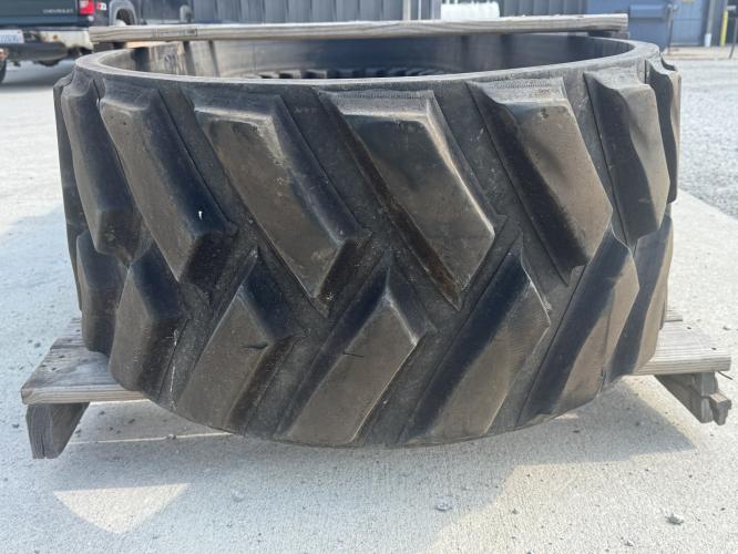 John Deere R565017 18" Track