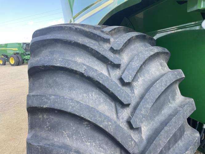 John Deere S780
