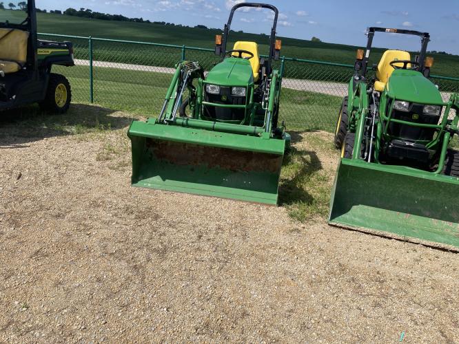 John Deere 1025R