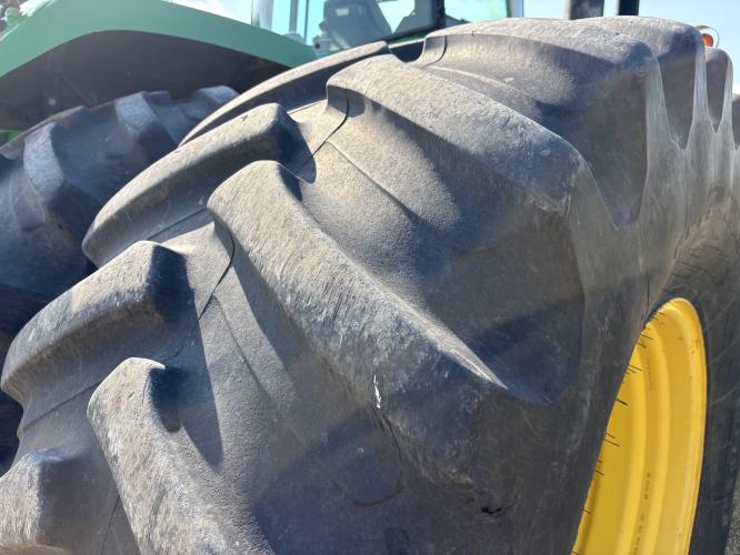 John Deere 9530