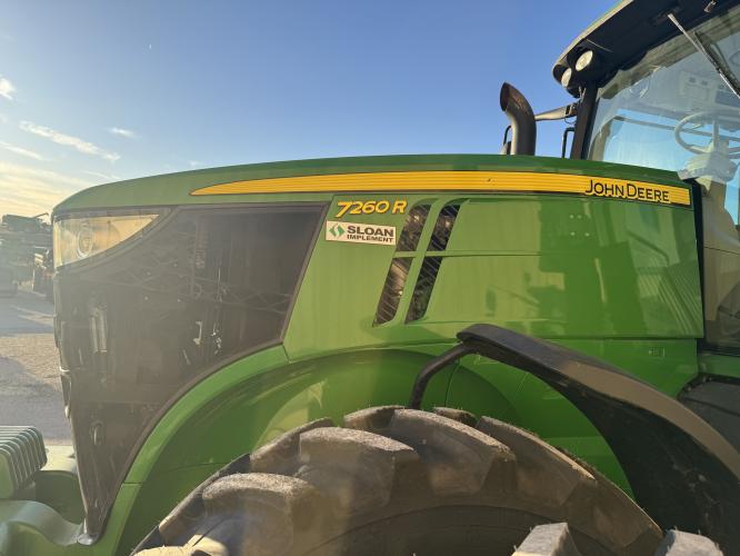 John Deere 7260R