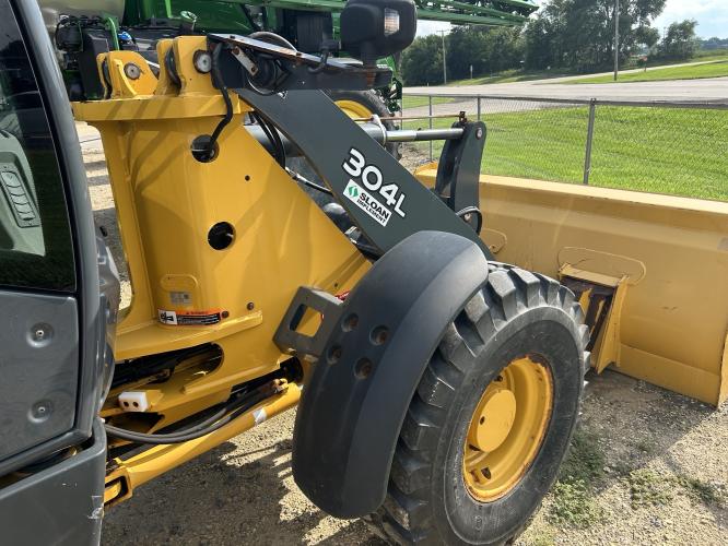 John Deere 304L