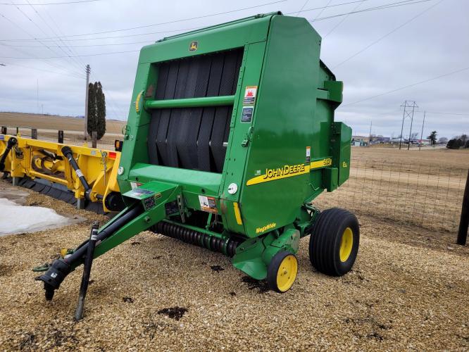 John Deere 567