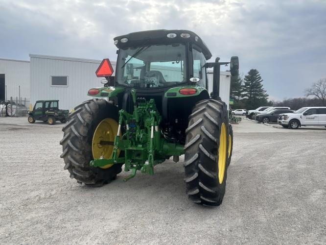 John Deere 6R 130